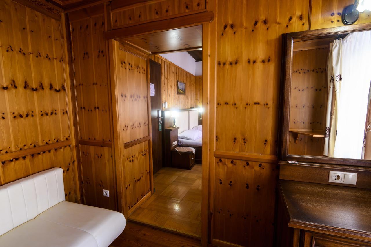 Hotel Gasthof Zum Jaegerwirt Mariazell Esterno foto