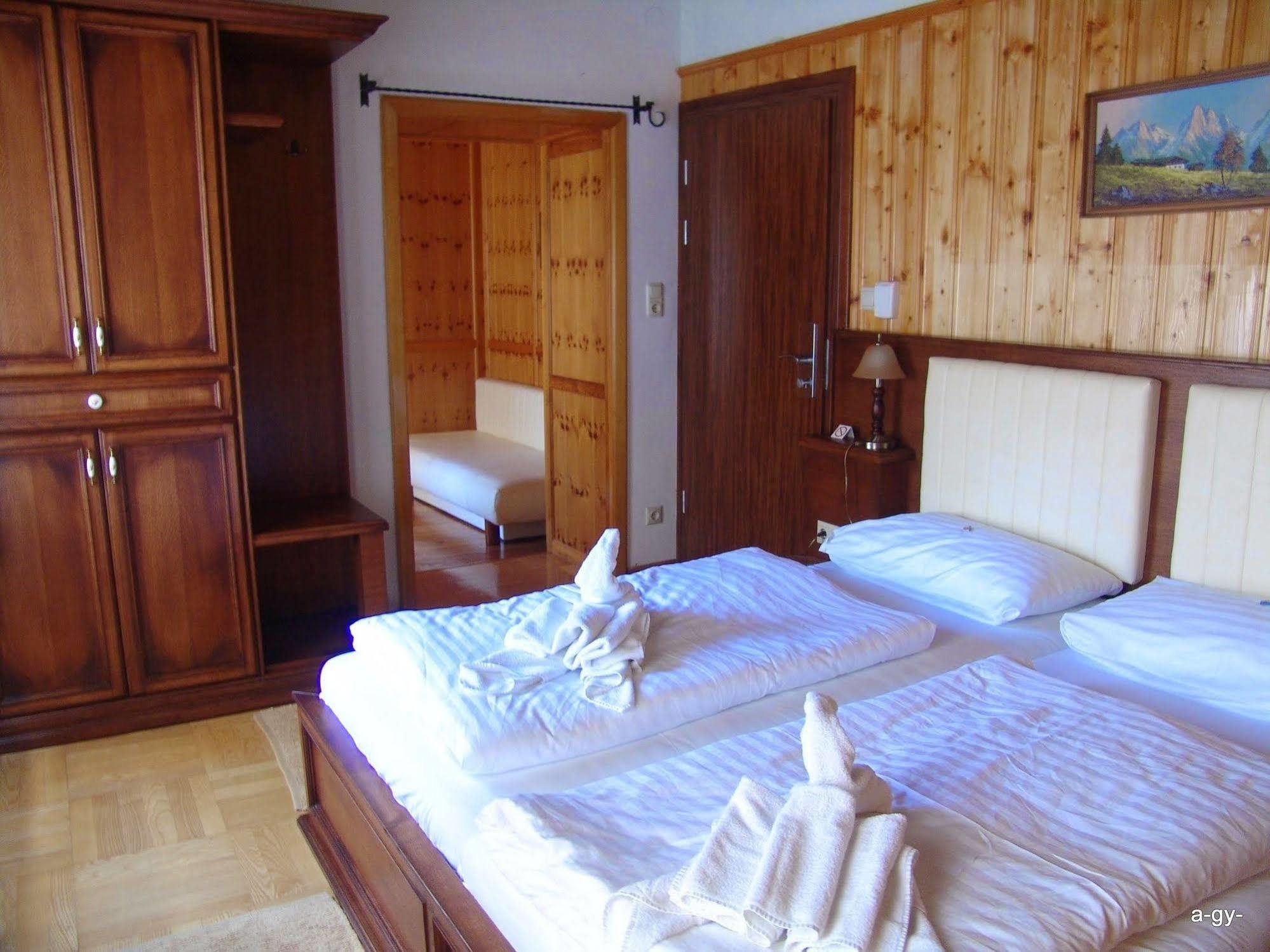 Hotel Gasthof Zum Jaegerwirt Mariazell Esterno foto
